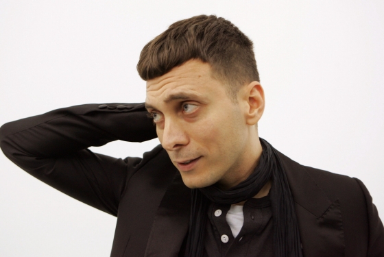 Hedi Slimane vuelve a YSL (y a la moda)