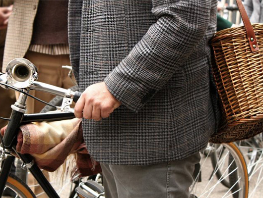 Tweed Run Santiago: los ciclistas chilenos se vistieron de pantalón bombacho y traje de lana