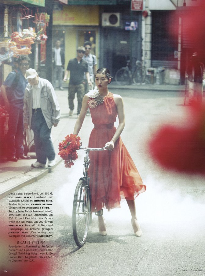 Liu Wen por Alexi Lubomirski para Vogue Germany, 2012