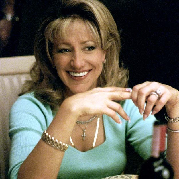 1371769190 Carmela Soprano Viste La Calle