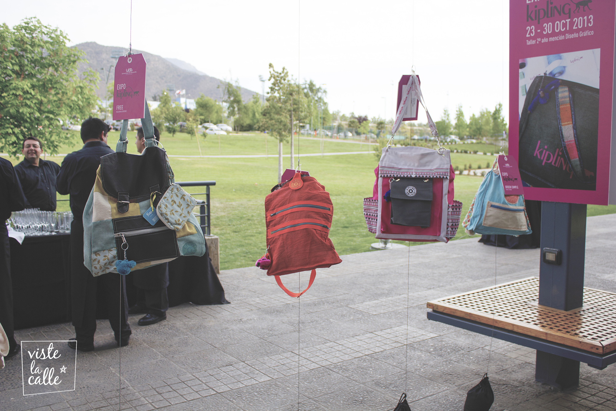 Kipling premió a alumnos de diseño con su concurso “Play with the Bags”