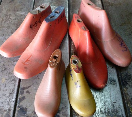 Suelería Don Lalo – Máquinas de calzado