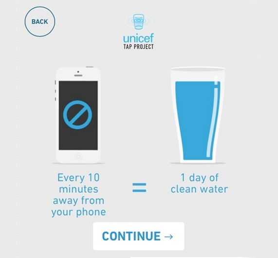 UNICEF Tap Project: Giorgio Armani donará un vaso de agua por cada 10 minutos que tú no toques tu teléfono