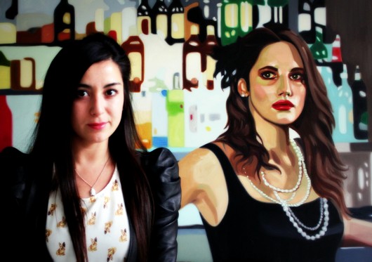 Constanza Ragal, la artista chilena que lleva el imaginario de la moda a la pintura