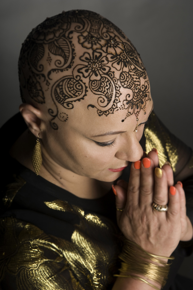 Henna Heals: Una experiencia sanadora para pacientes con cáncer