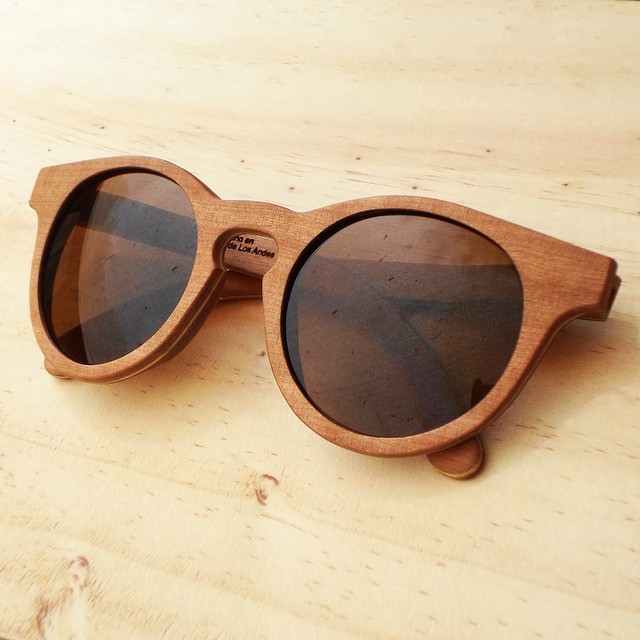 Leña Eyewear – Lentes de madera hechos a mano