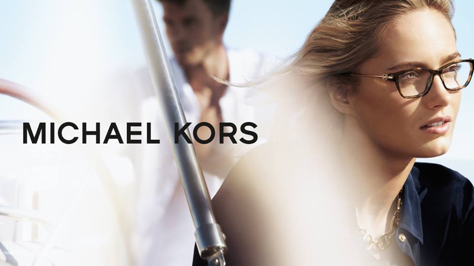 GMO trae a Chile la línea de anteojos Michael Kors