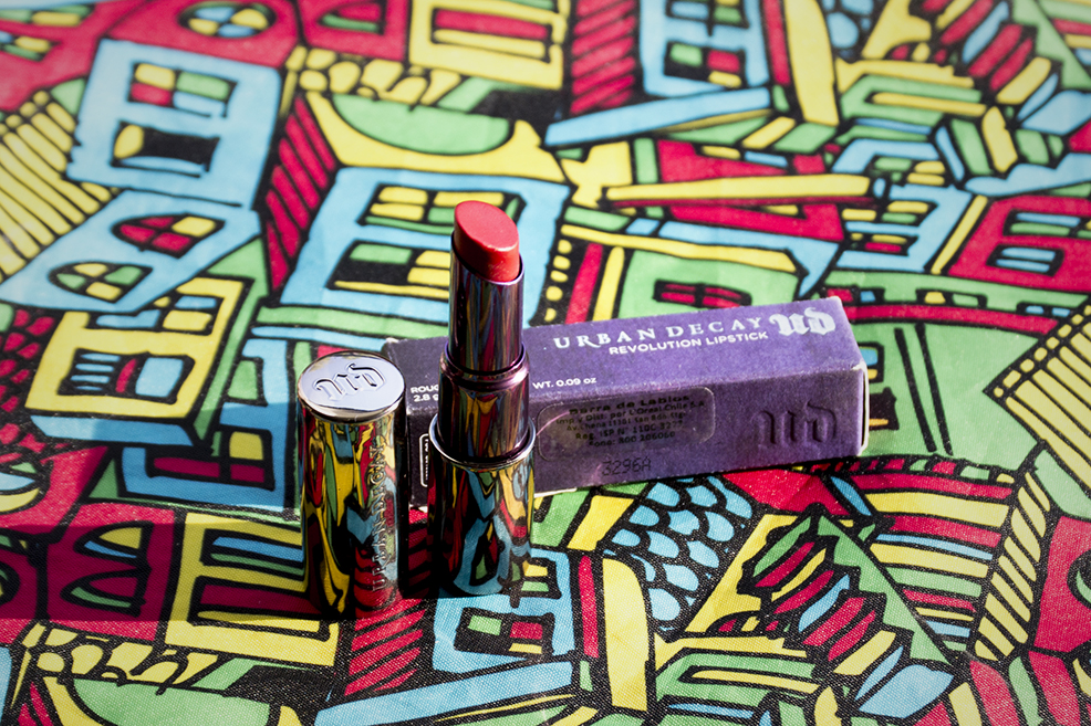 Pusimos a prueba a Urban Decay y a dos de sus productos: 24/7 Glide-on eye pencil y Revolution Lipstick