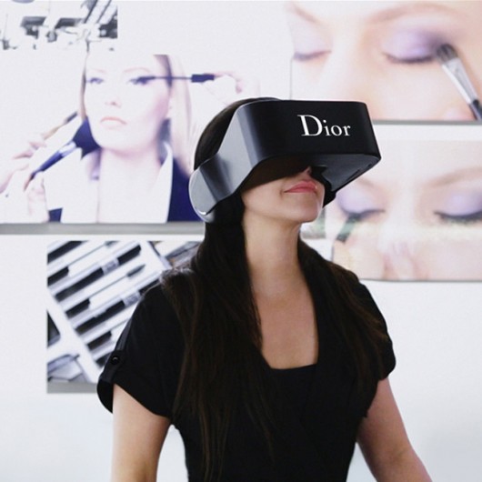 ‘Dior Eyes’: Los lentes 3D que permiten conocer el mundo existente tras pasarelas