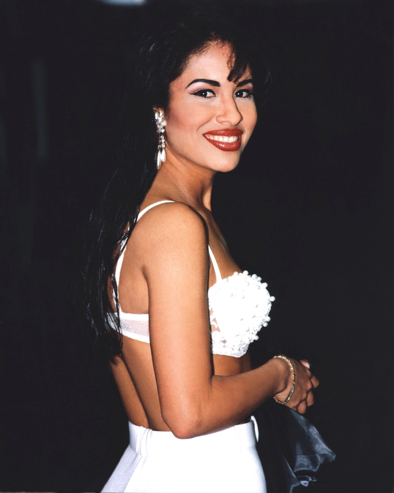A propósito de la nueva colección de MAC: Recordando a Selena Quintanilla