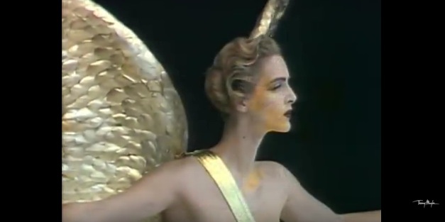 VLC ♥ Los desfiles de Thierry Mugler en los ’80