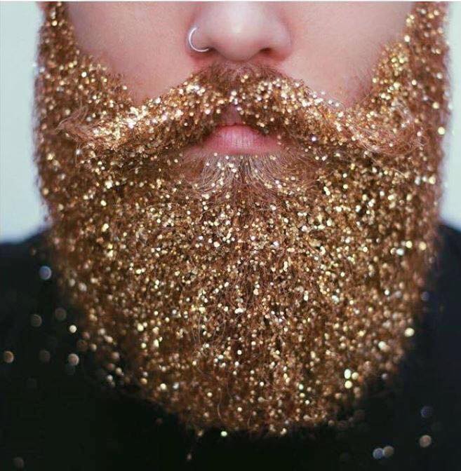 El reinado del glitter: ahora llega a las barbas