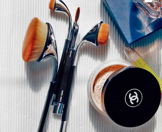 Artis brush: la marca de brochas que está cambiando la manera de maquillarse