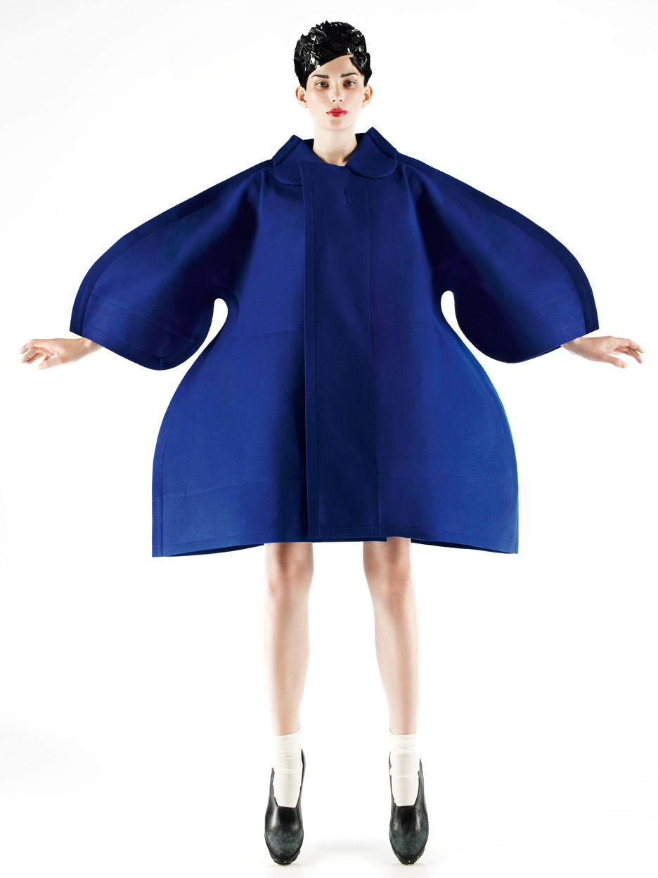 game-changers-reinventing-the-20th-century-silhouette-momu-antwerp ...