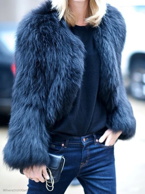 5 maneras de llevar tu abrigo peludo este invierno