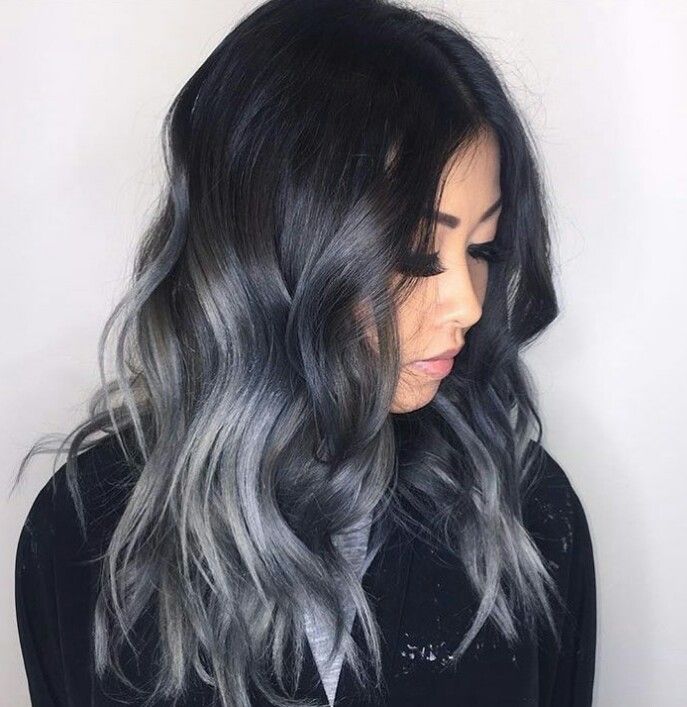 Grey Ombre o degradado gris, la nueva tendencia en pelo