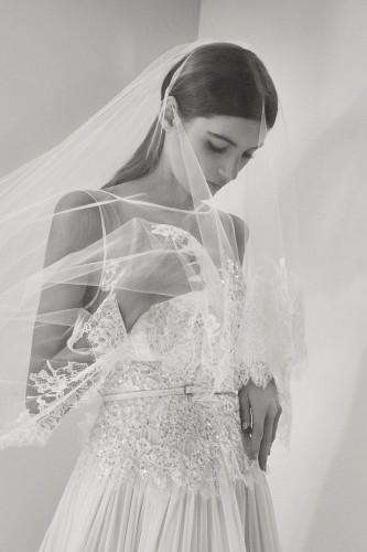 La alucinante segunda colección de vestidos de novia de Elie Saab