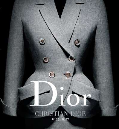 La casa de moda Dior celebra sus 70 años con una colección de libros dedicada a sus directores creativos