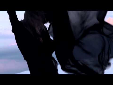 VLC ♥ The Aleph por Hanne Gaby Odiele para Éxito de Esteban Cortazar