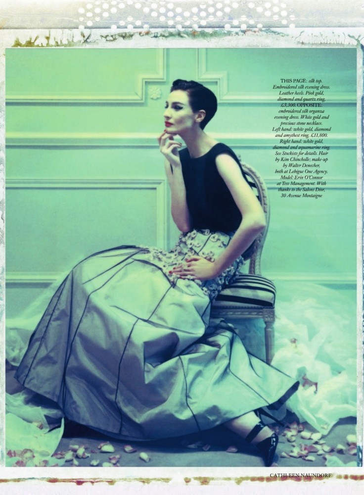 Erin O’Connor por Cathleen Naundorf para Harper’s Bazaar, junio 2013