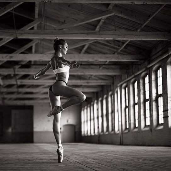 Ballet fitness, la disciplina que promete tonificar todo el cuerpo a través de movimientos inspirados en la danza