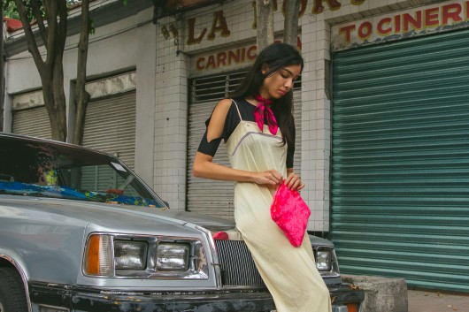 Lula Curioca, la diseñadora mexicana que mezcla la moda con los olores