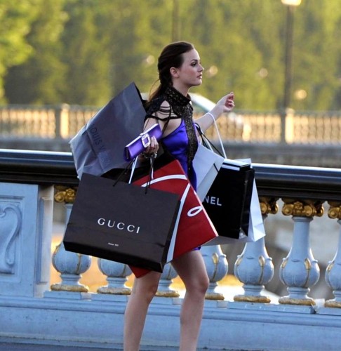 ¿Dónde encontrar prendas de grandes casas de moda a mitad de precio?