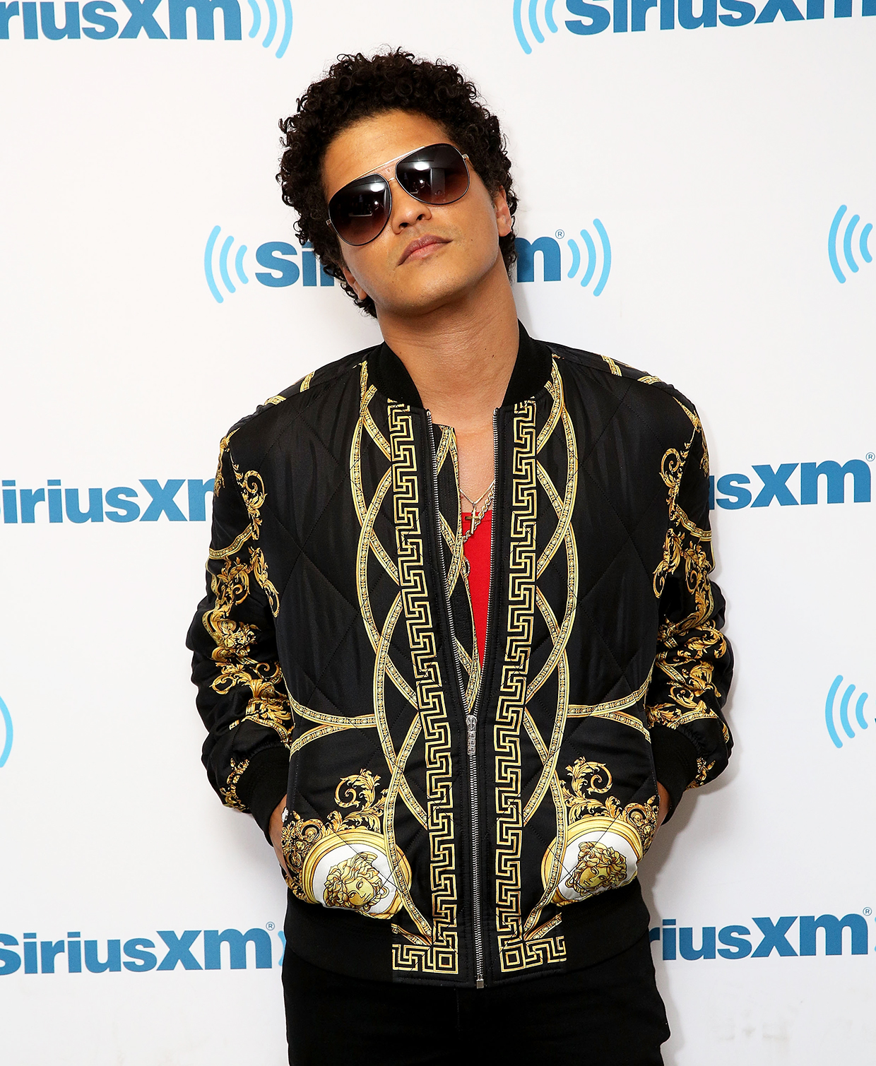 Bruno Mars, el último muso de Versace