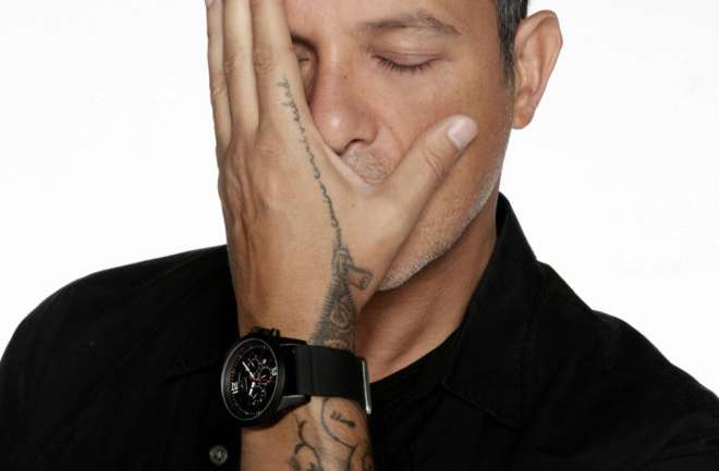 El cantante Alejandro Sanz se lanza como diseñador