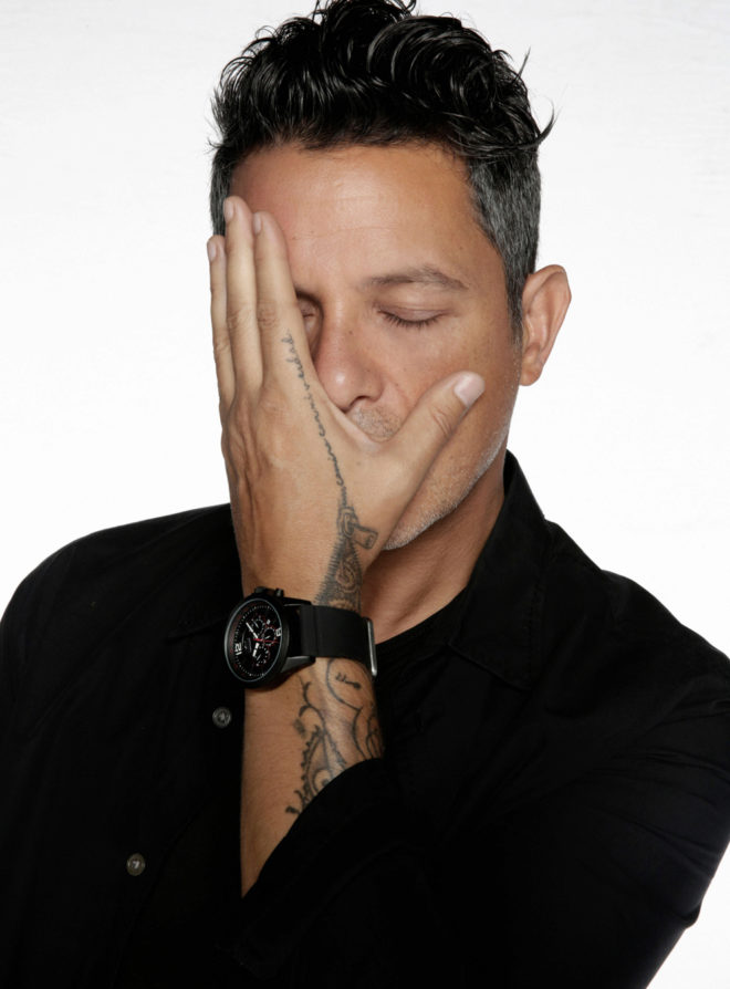 El cantante Alejandro Sanz se lanza como diseñador