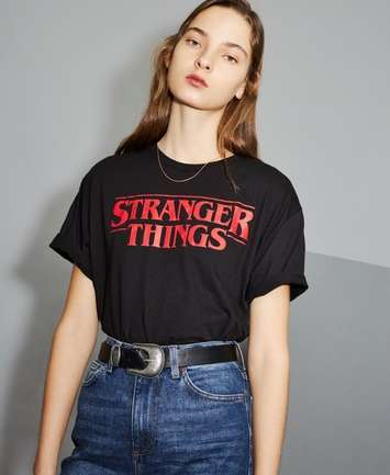 Topshop x StrangerThings, la colección cápsula que triunfa entre los fanáticos