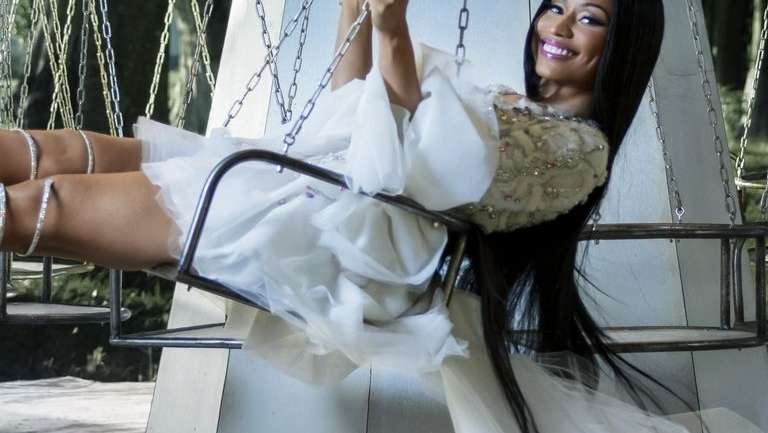 Nicki Minaj en el vídeo de navidad de H&M