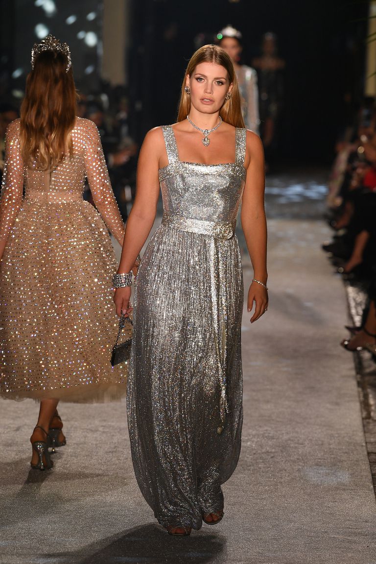 La realeza desfiló en Dolce & Gabbana “Secrets & Diamonds”