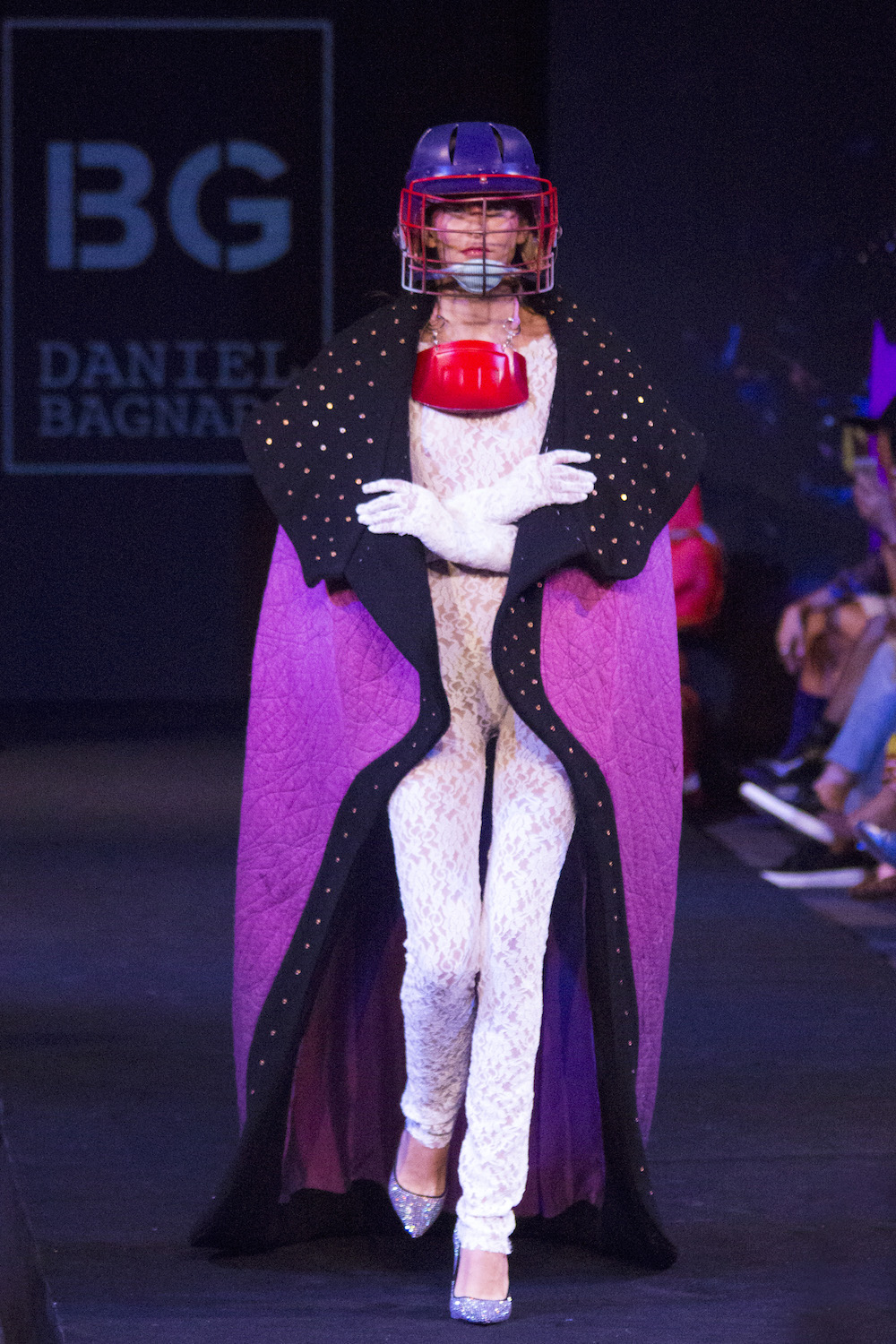 Moda y performance: Daniel Bagnara en Santiago Fashion Week 2018