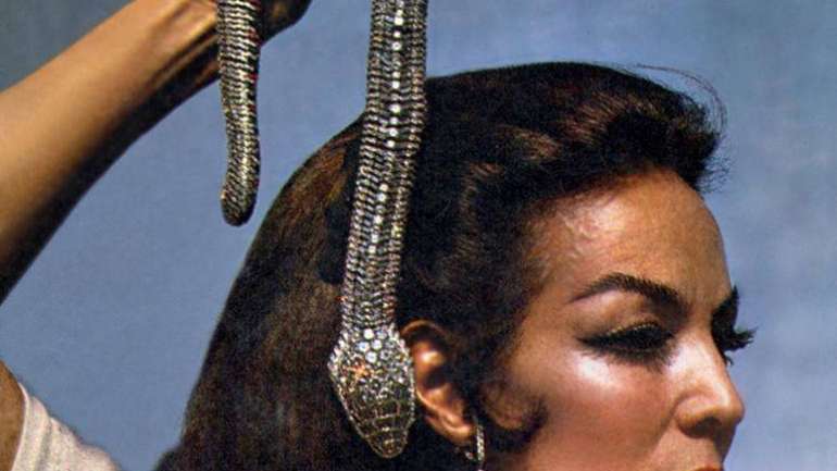 María Félix, el icono mexicano del cine que inspiró el collar serpiente de Cartier