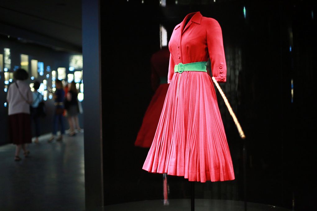 El museo Victoria & Albert albergará la exhibición más grande de Christian Dior