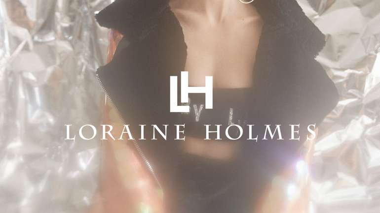 La campaña de Kosmos, la colección O/I 2018 de Loraine Holmes