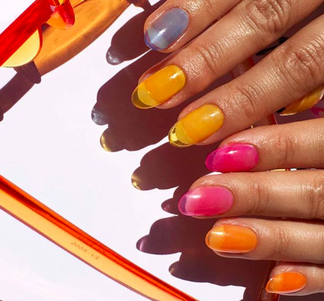 Jelly nails, una manicura traslúcida que es viral en Instagram
