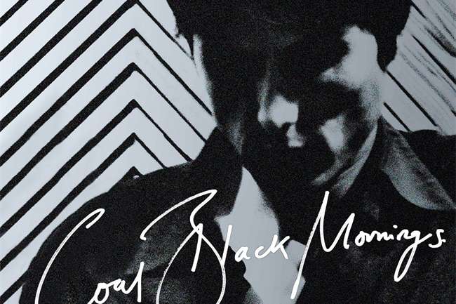 Coal Black Mornings, las memorias de Brett Anderson en un libro