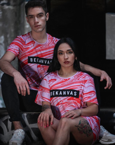 Entrevista a los creadores de Bekanvas: “Queremos celebrar que todos somos únicos y originales, por lo que cada uno de los diseños está pensado para que resalte lo mejor de nuestros clientes”