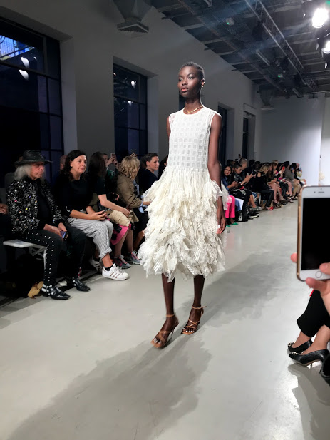 VisteLaCalle en Paris Fashion Week: Las texturas de Rahul Mishra S/S 2020