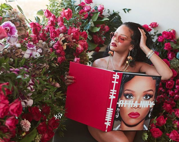 Rihanna lanzará un libro titulado “The Rihanna book”