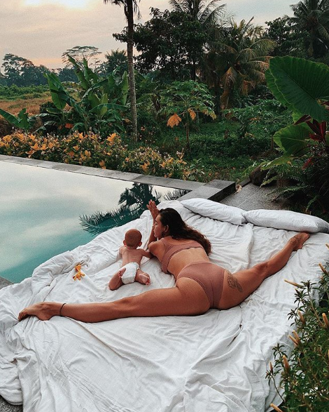 Anna Kanyuk, una modelo que hipnotiza a Instagram con sus piernas