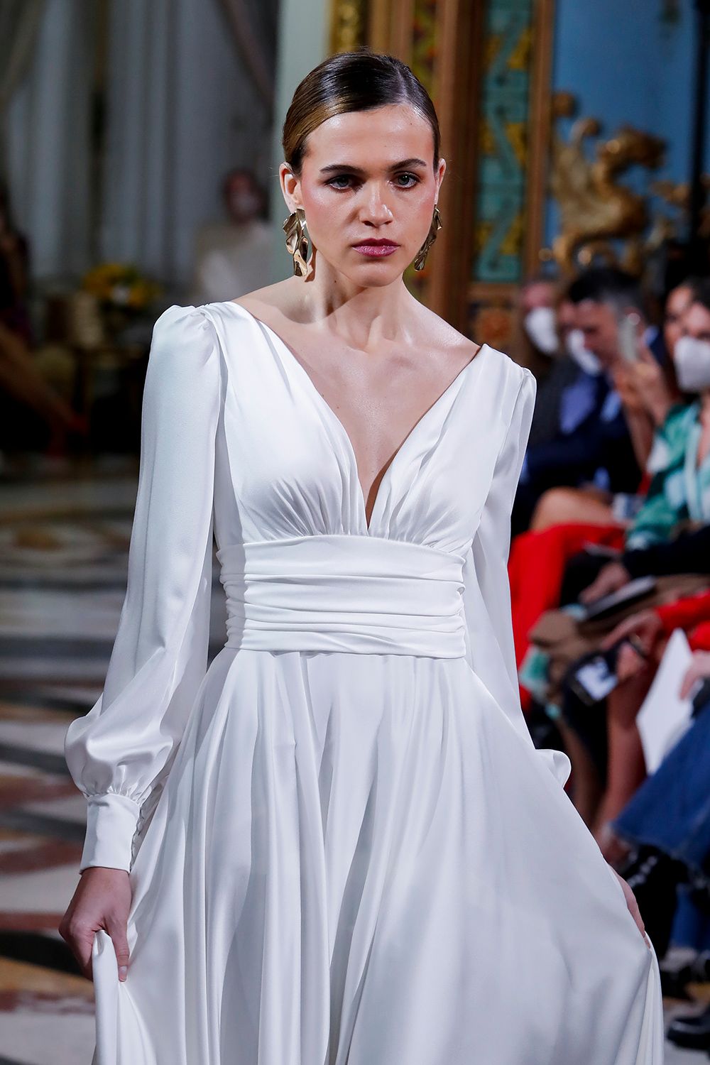 ¿Buscando el vestido perfecto? Descubre la nueva colección de Silvia Fernández en Atelier Couture Pasarela Nupcial