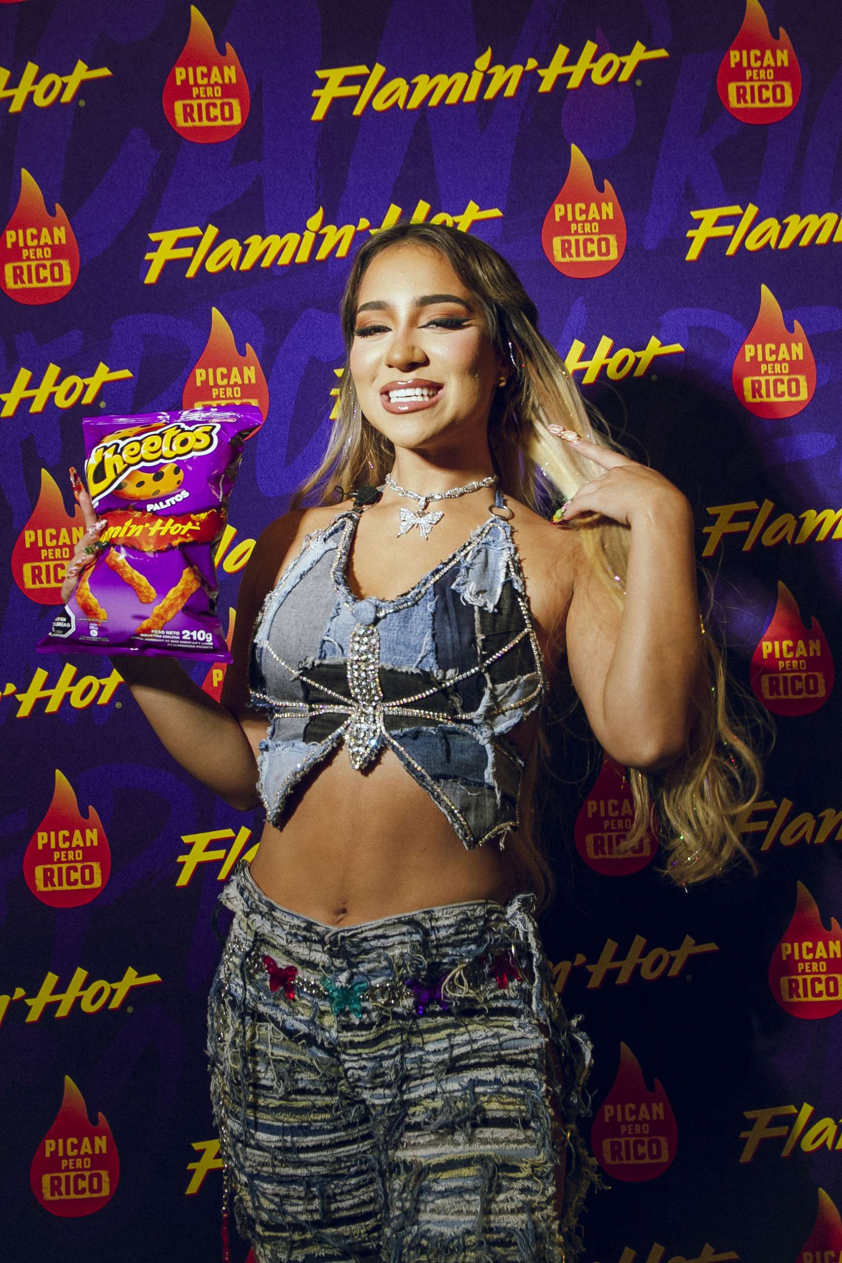 Descubre cómo fue el lanzamiento de Flamin’ Hot, la línea picante de productos PepsiCo que dejó en llamas a Princesa Alba